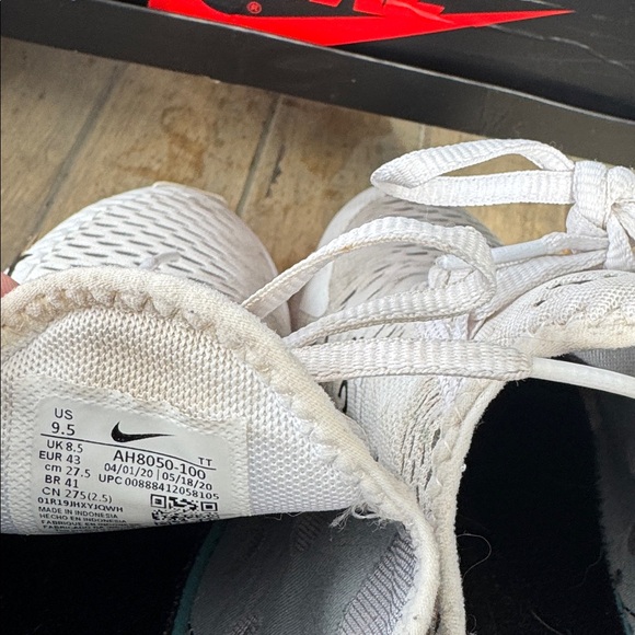 Nike White and Black Air Max 270 Sneakers - Picture 3 of 6